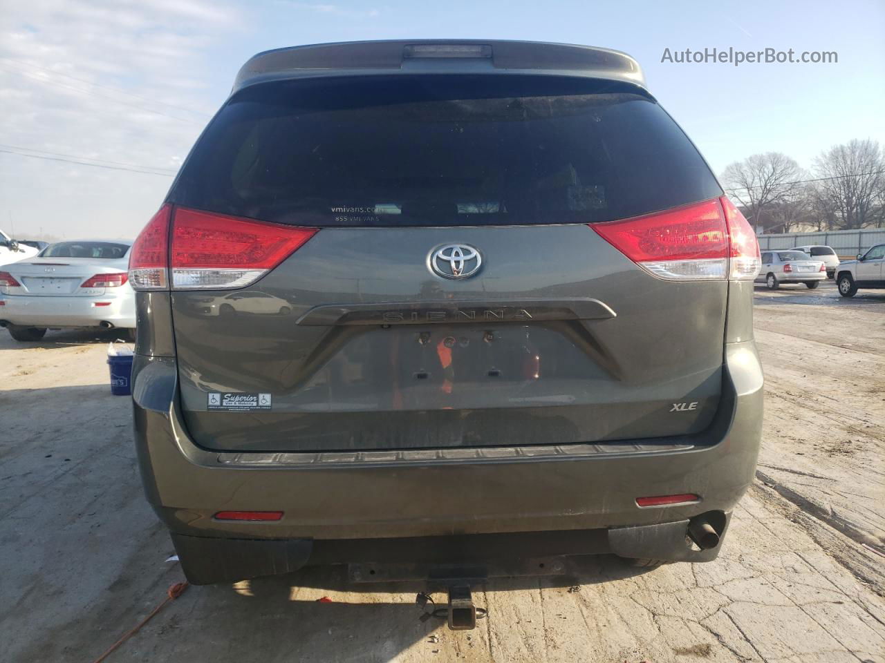 2014 Toyota Sienna Xle Серый vin: 5TDYK3DC7ES483669