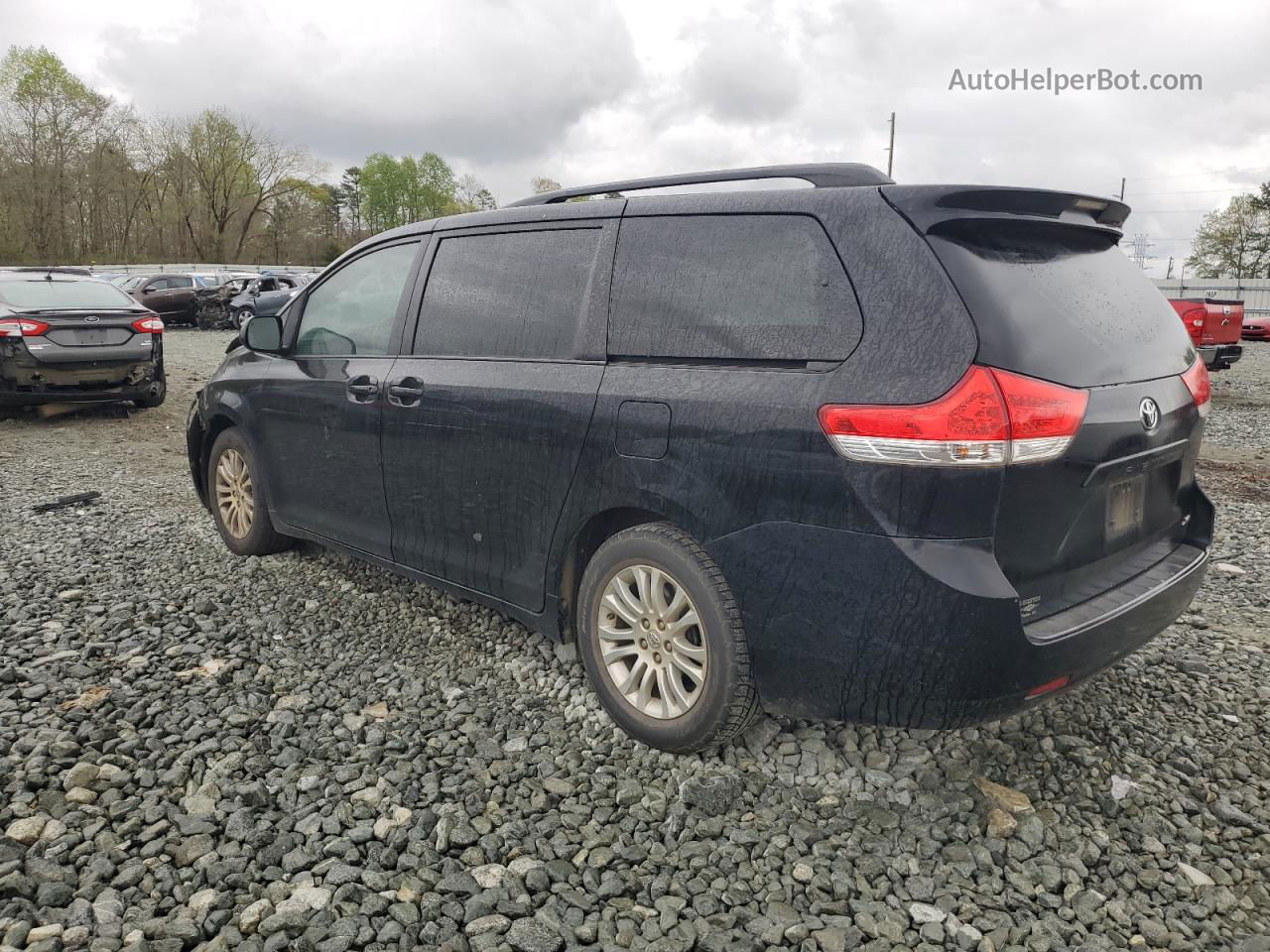 2014 Toyota Sienna Xle Черный vin: 5TDYK3DC7ES518081