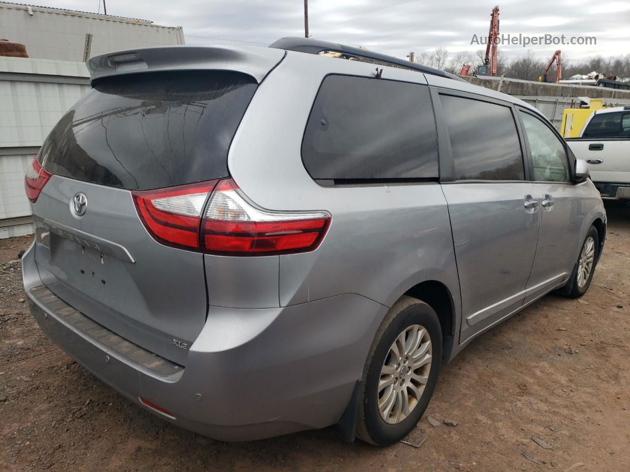 Price & History 2016 Toyota Sienna Xle 3.5l 6 vin
