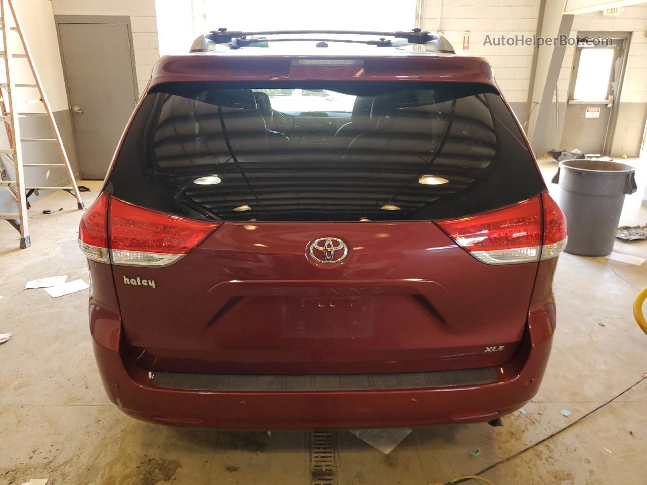 2014 Toyota Sienna Xle Red vin: 5TDYK3DCXES454473