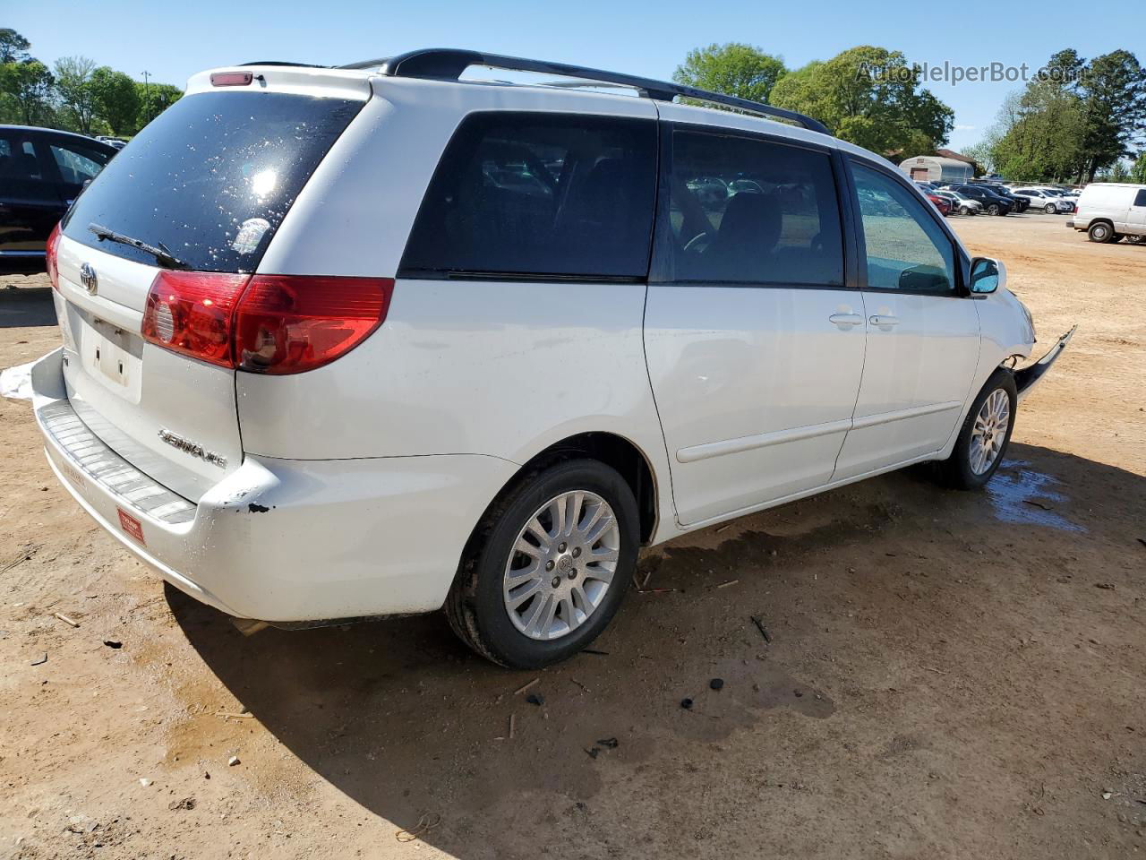 2010 Toyota Sienna Xle White vin: 5TDYK4CC3AS338095