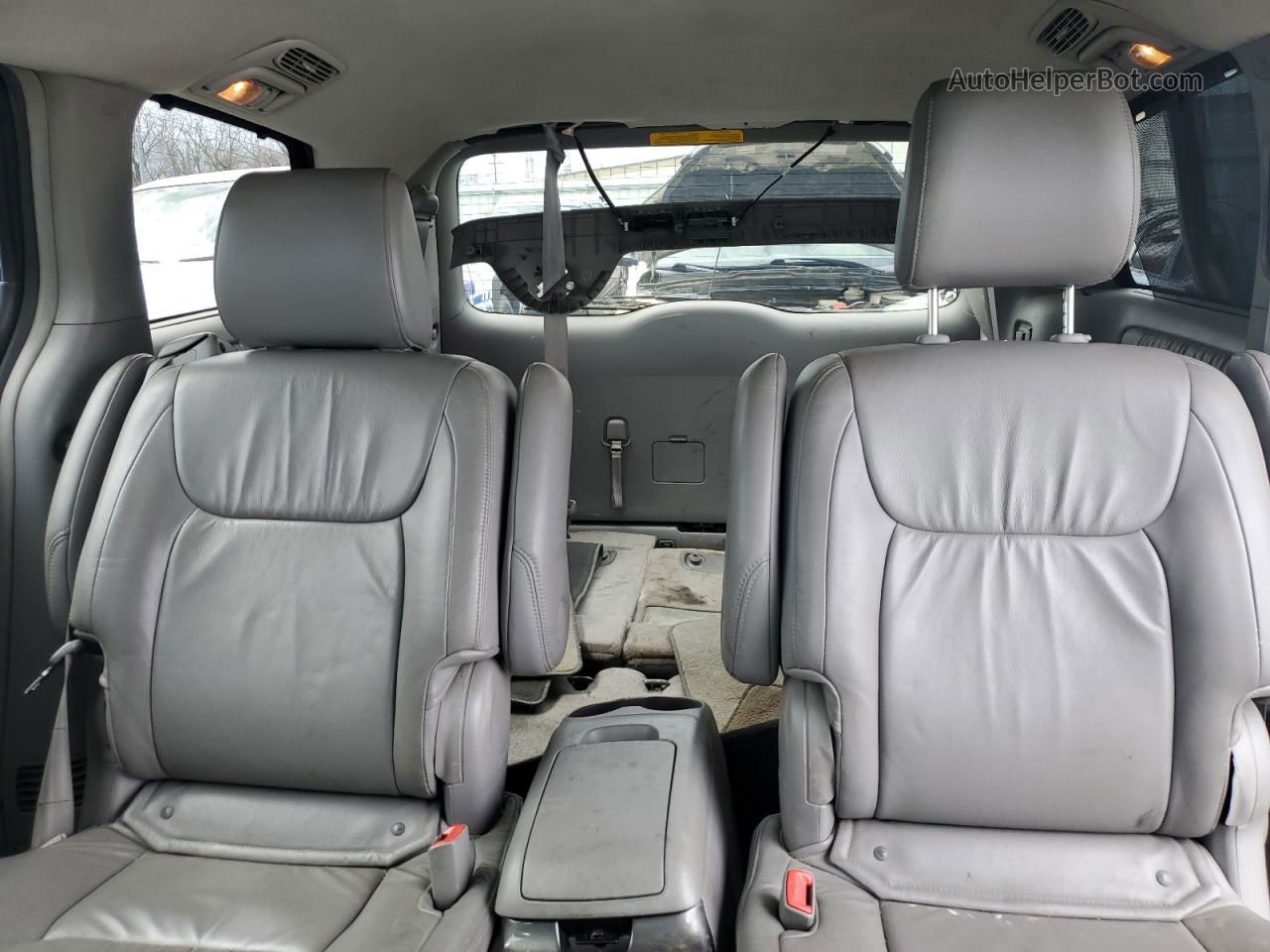 2010 Toyota Sienna Xle Зеленый vin: 5TDYK4CC7AS329738