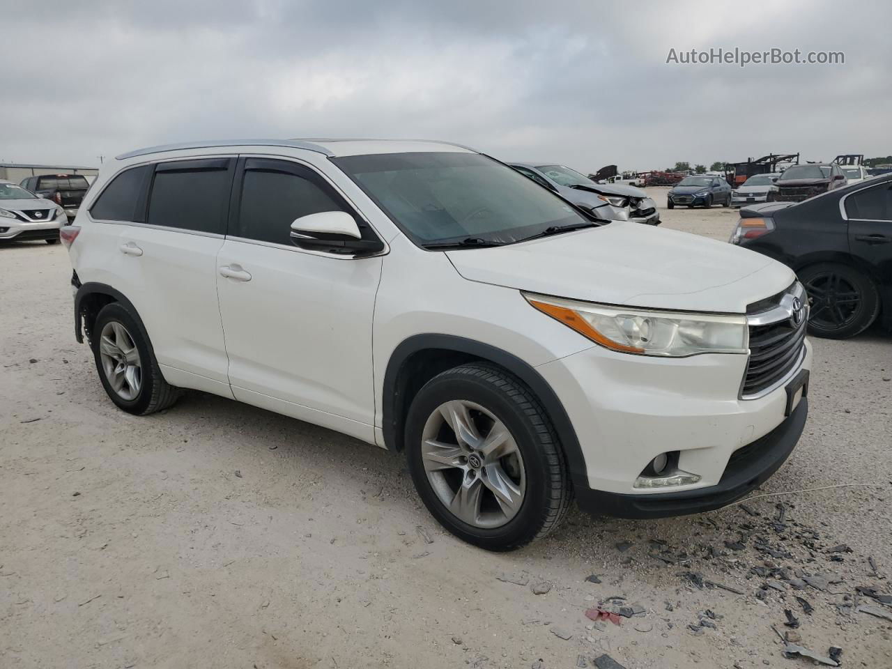 2016 Toyota Highlander Limited White vin: 5TDYKRFH2GS185786