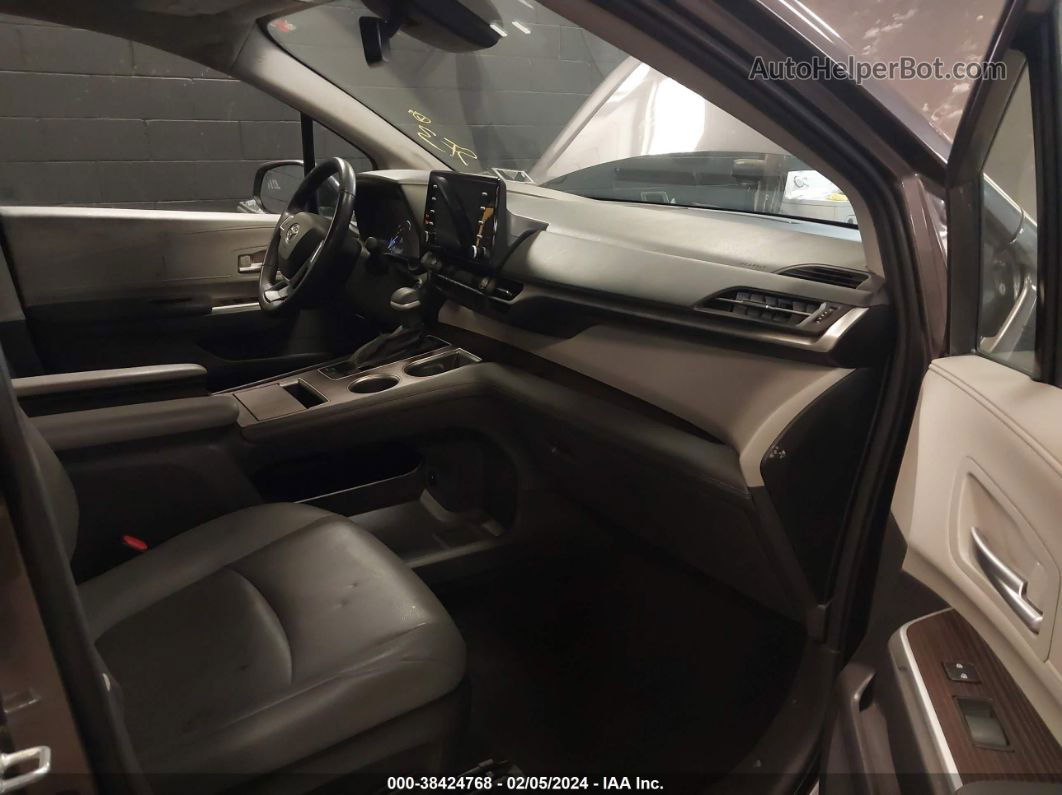 2022 Toyota Sienna Xle Серый vin: 5TDYRKEC1NS087077