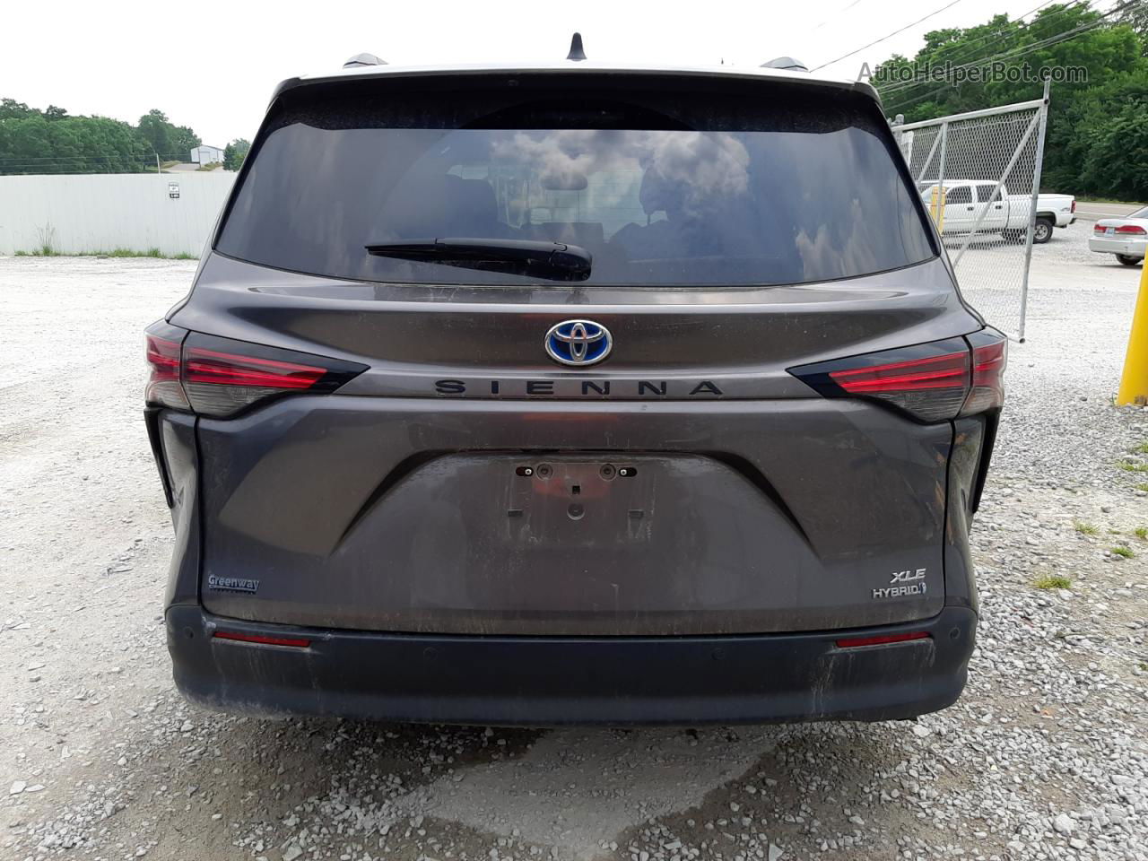 2022 Toyota Sienna Xle Gray vin: 5TDYRKEC2NS123021