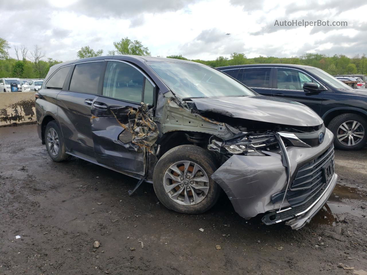 2022 Toyota Sienna Xle Gray vin: 5TDYRKEC2NS129773