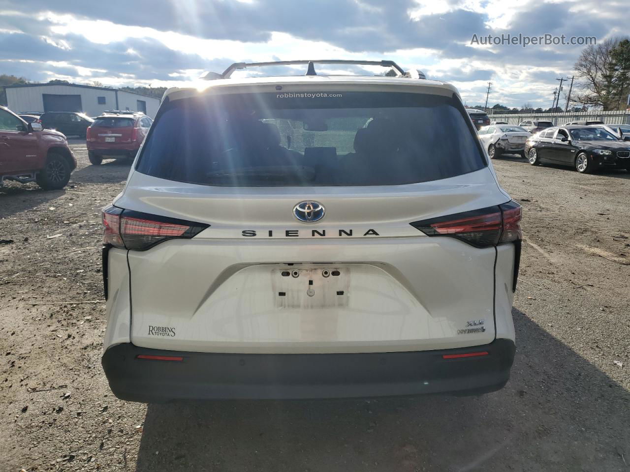 2022 Toyota Sienna Xle White vin: 5TDYRKEC4NS131136