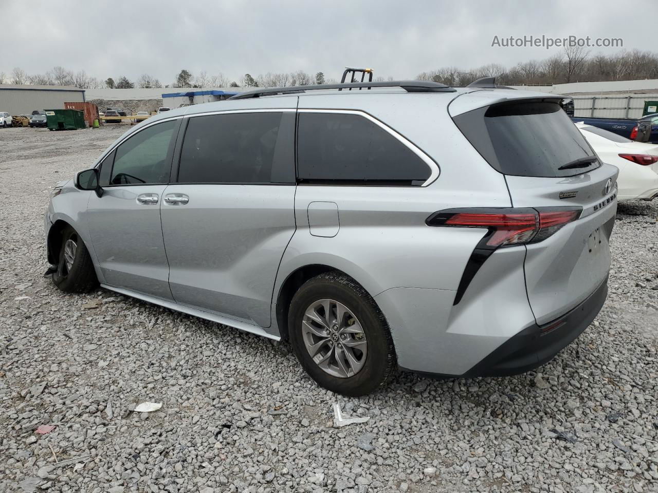 2022 Toyota Sienna Xle Silver vin: 5TDYRKEC5NS093402