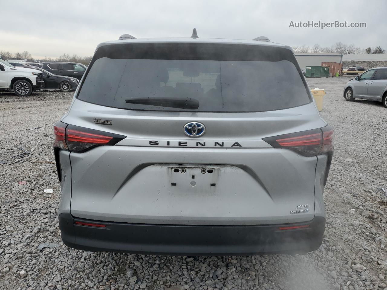 2022 Toyota Sienna Xle Silver vin: 5TDYRKEC5NS093402