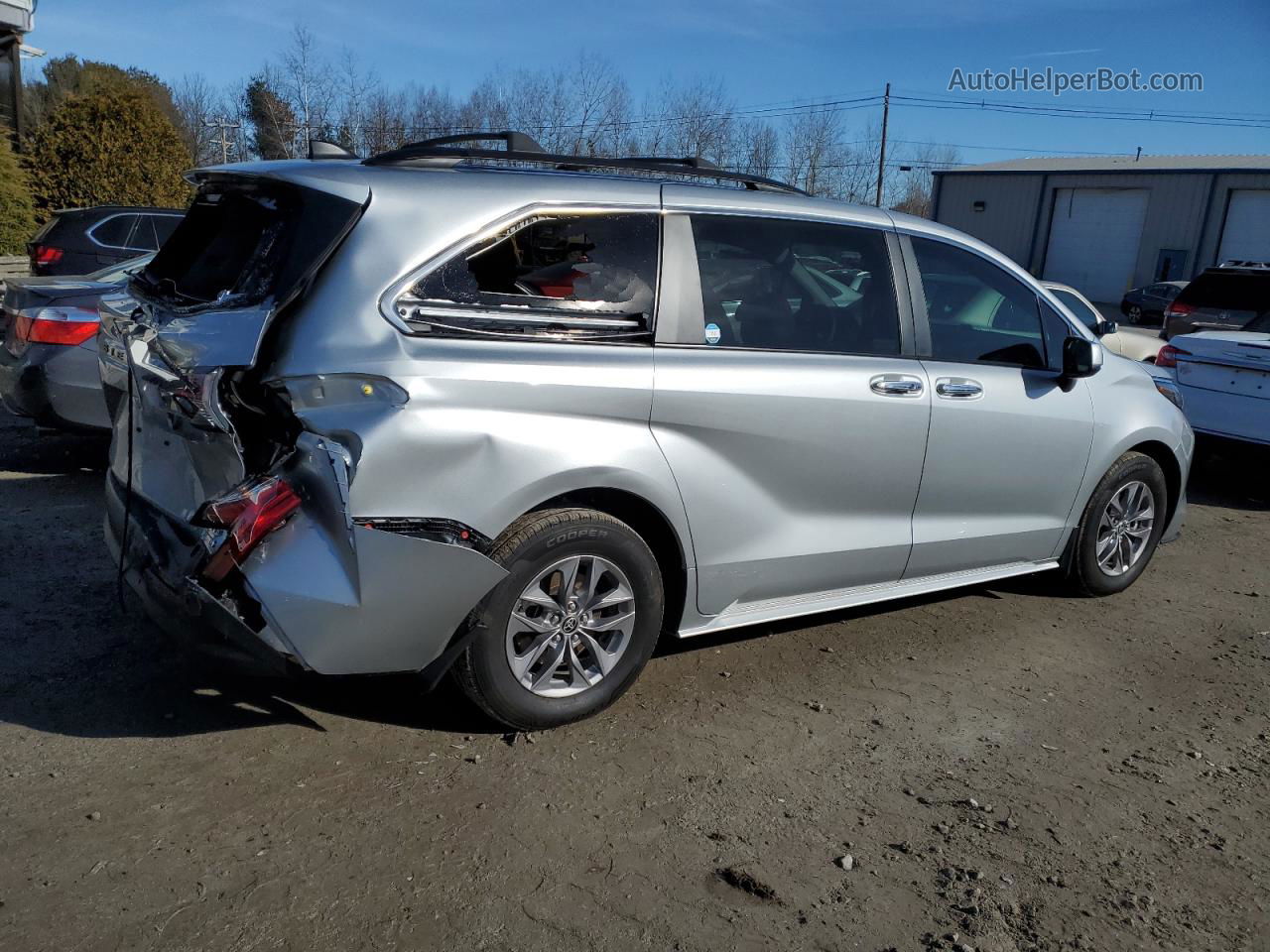 2022 Toyota Sienna Xle Серебряный vin: 5TDYRKEC5NS130237