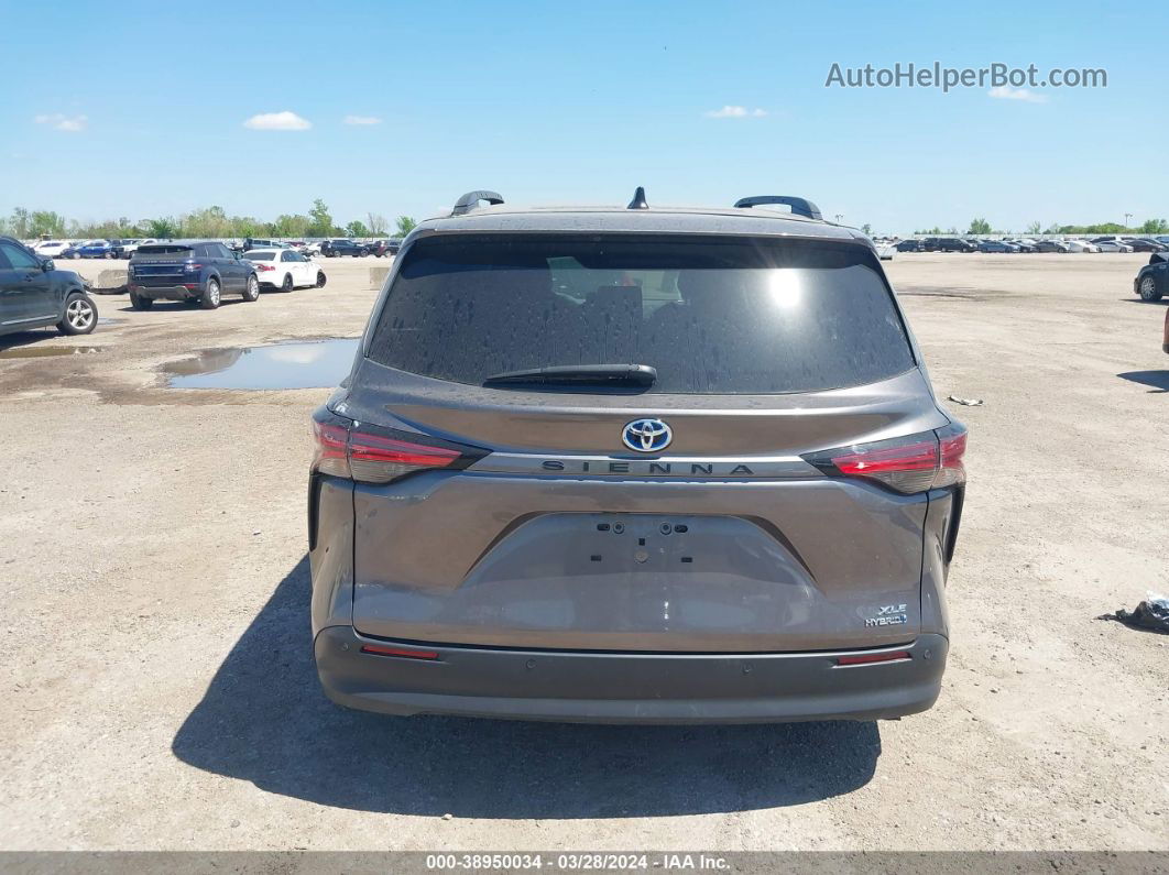 2022 Toyota Sienna Xle Черный vin: 5TDYRKEC8N5114940