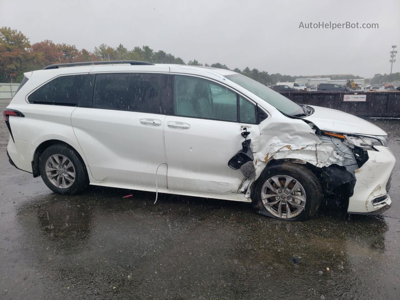 2022 Toyota Sienna Xle White vin: 5TDYRKEC9NS077347