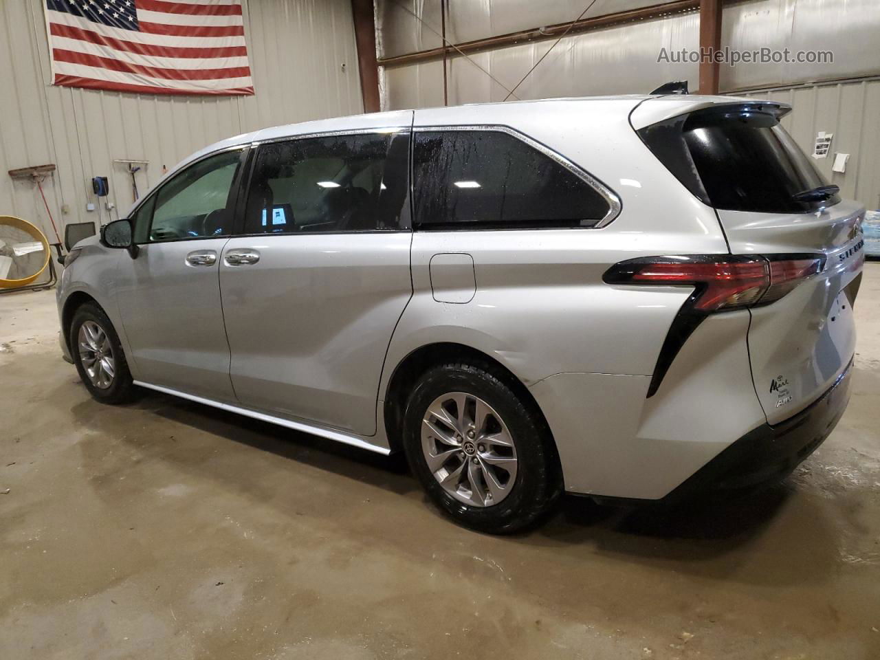 2022 Toyota Sienna Xle Silver vin: 5TDYSKFC3NS056383