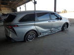 2022 Toyota Sienna Xle Silver vin: 5TDYSKFC4NS072026