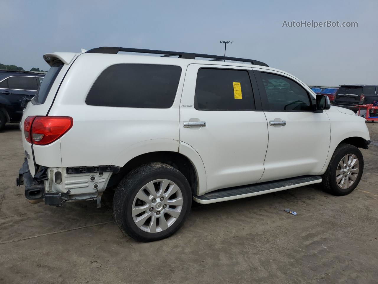 2016 Toyota Sequoia Platinum White vin: 5TDYY5G13GS063222