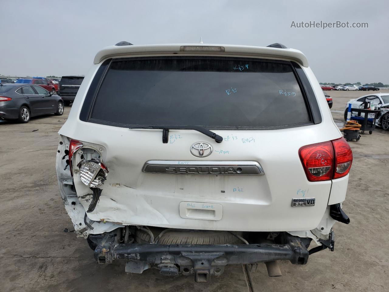 2016 Toyota Sequoia Platinum White vin: 5TDYY5G13GS063222