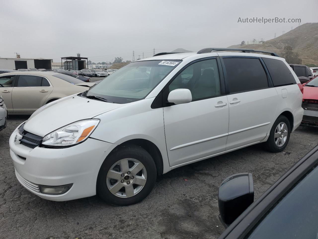 2004 Toyota Sienna Xle Белый vin: 5TDZA22C14S036919