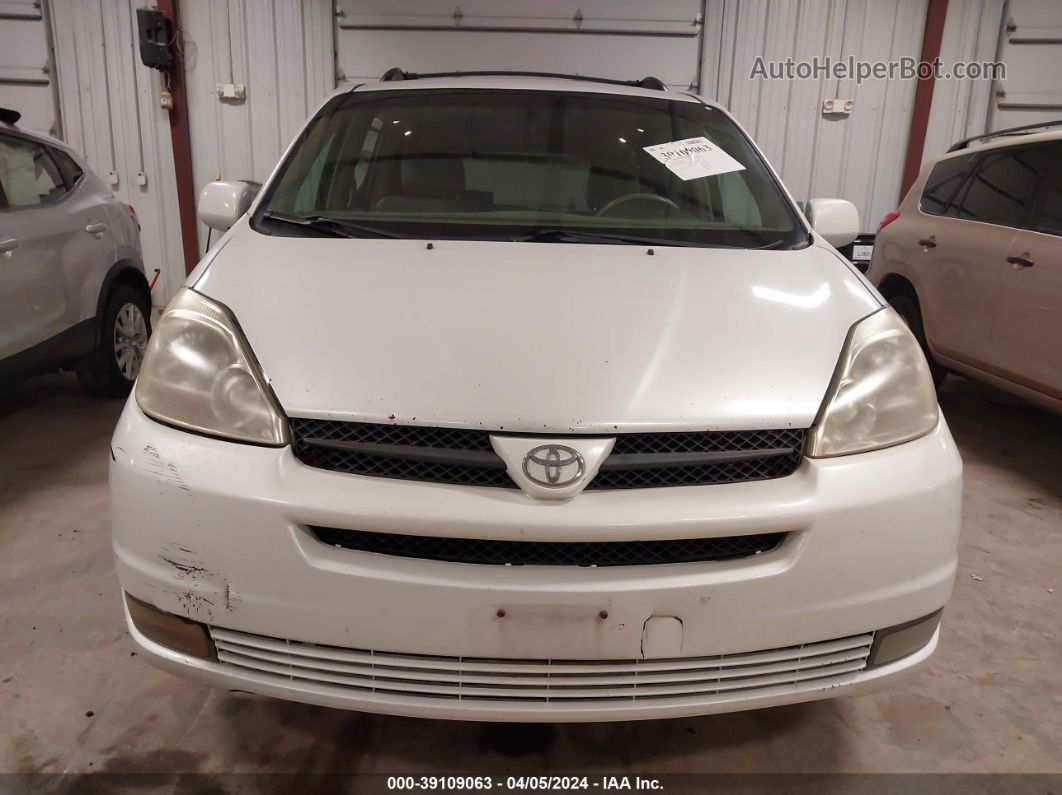 2004 Toyota Sienna Xle White vin: 5TDZA22C24S163565