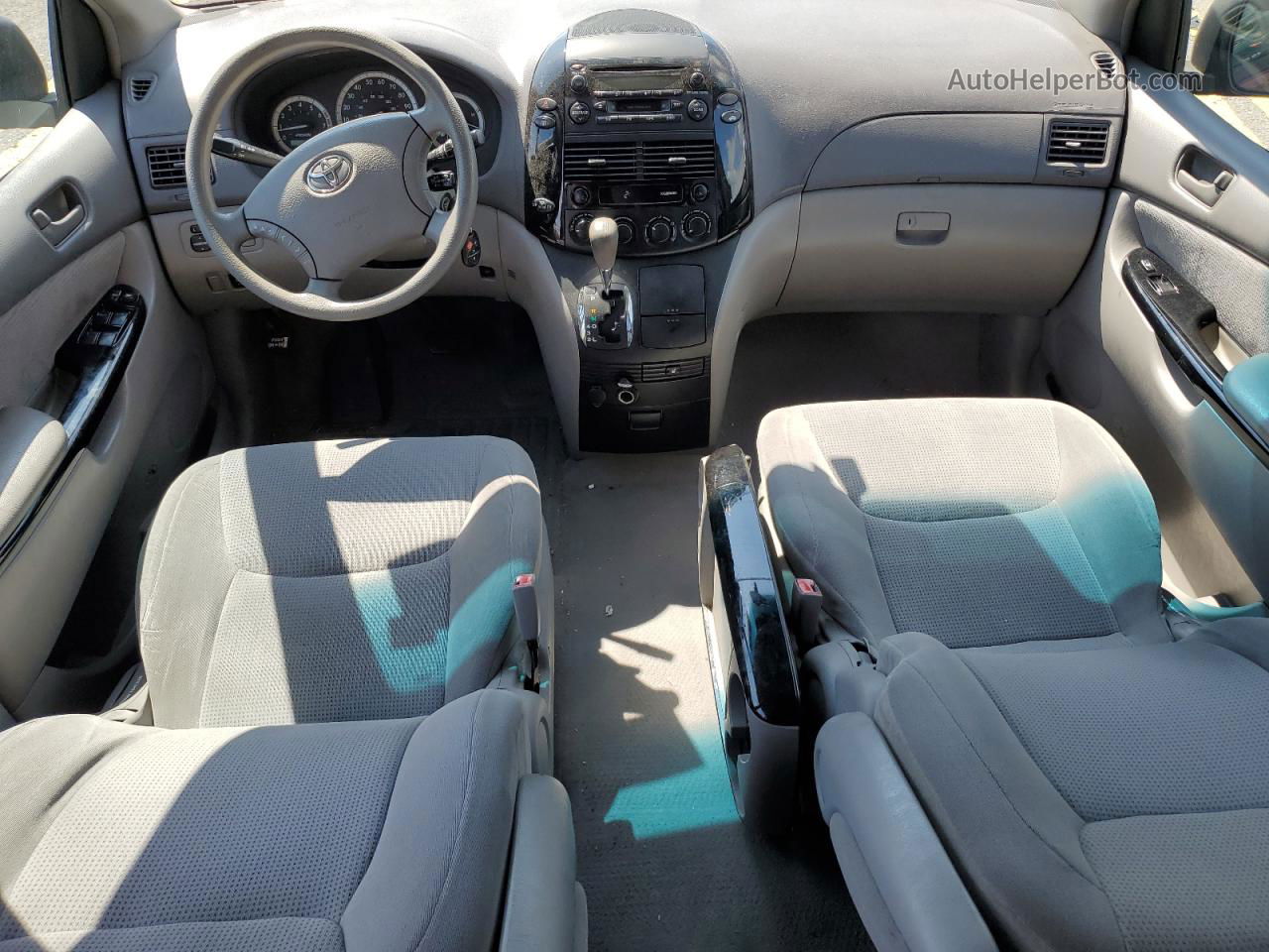 2004 Toyota Sienna Ce Темно-бордовый vin: 5TDZA23C14S207019