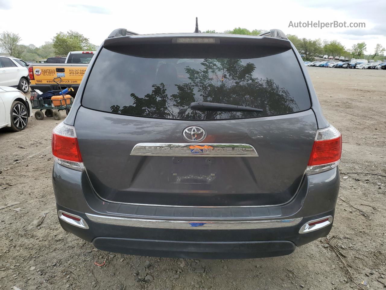 2011 Toyota Highlander Base Gray vin: 5TDZA3EH4BS008770