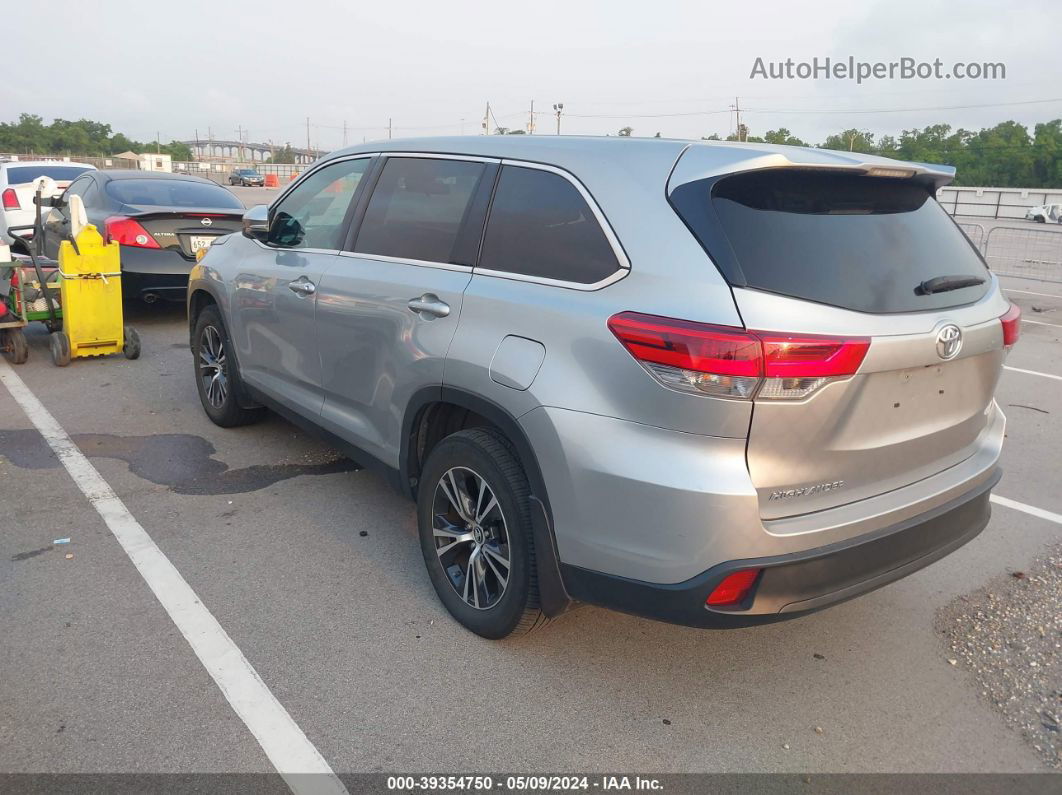 2019 Toyota Highlander Le Серебряный vin: 5TDZARFH7KS054899