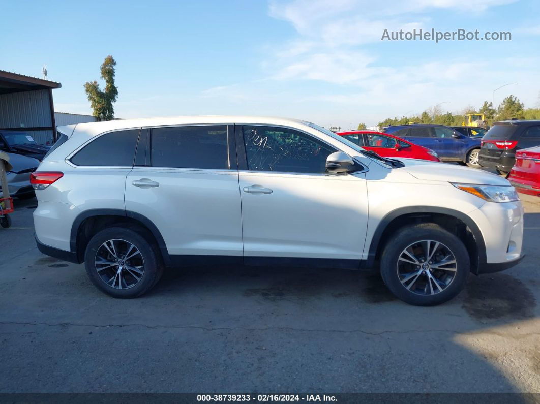 2019 Toyota Highlander Le Белый vin: 5TDZARFH7KS054935