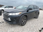 2019 Toyota Highlander Le Black vin: 5TDZARFH8KS061229