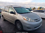 2007 Toyota Sienna Le Серебряный vin: 5TDZK23C97S036019