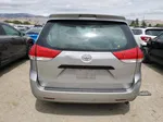 2014 Toyota Sienna  Серебряный vin: 5TDZK3DCXES473965