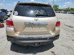 2011 Toyota Highlander Base Tan vin: 5TDZK3EH4BS034640