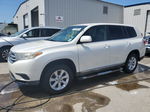 2011 Toyota Highlander Base White vin: 5TDZK3EH4BS037876