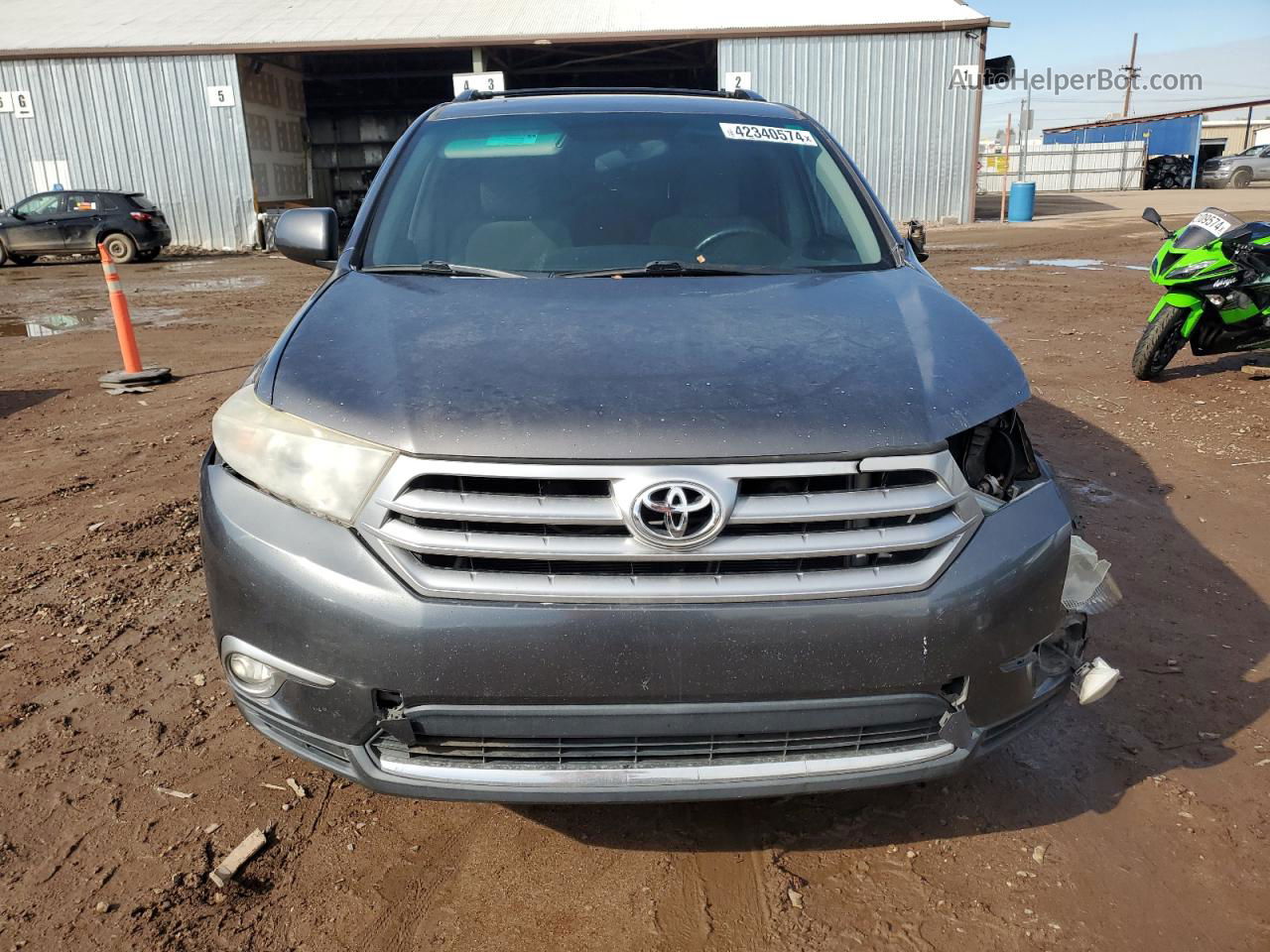 2011 Toyota Highlander Base Charcoal vin: 5TDZK3EH6BS045333