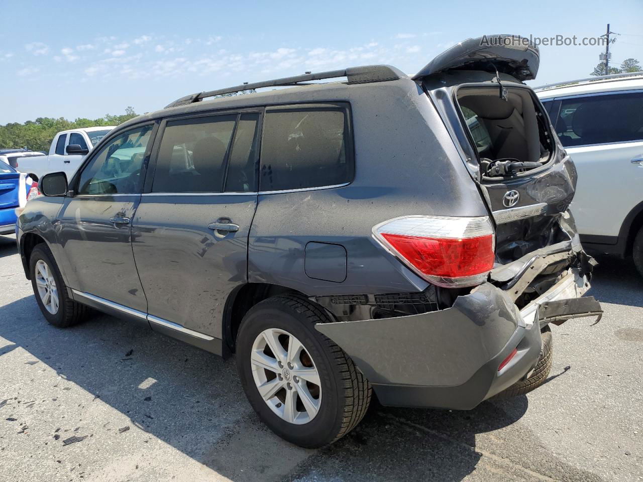 2011 Toyota Highlander Base Gray vin: 5TDZK3EH8BS049674