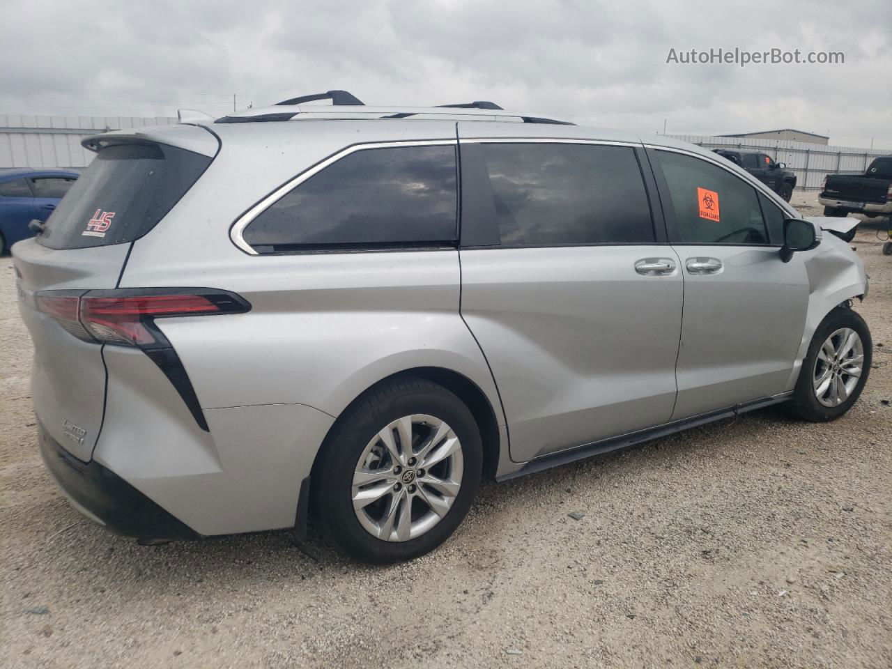 2022 Toyota Sienna Limited Серебряный vin: 5TDZRKEC1NS127467