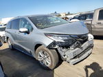 2022 Toyota Sienna Limited Silver vin: 5TDZSKFC7NS054673