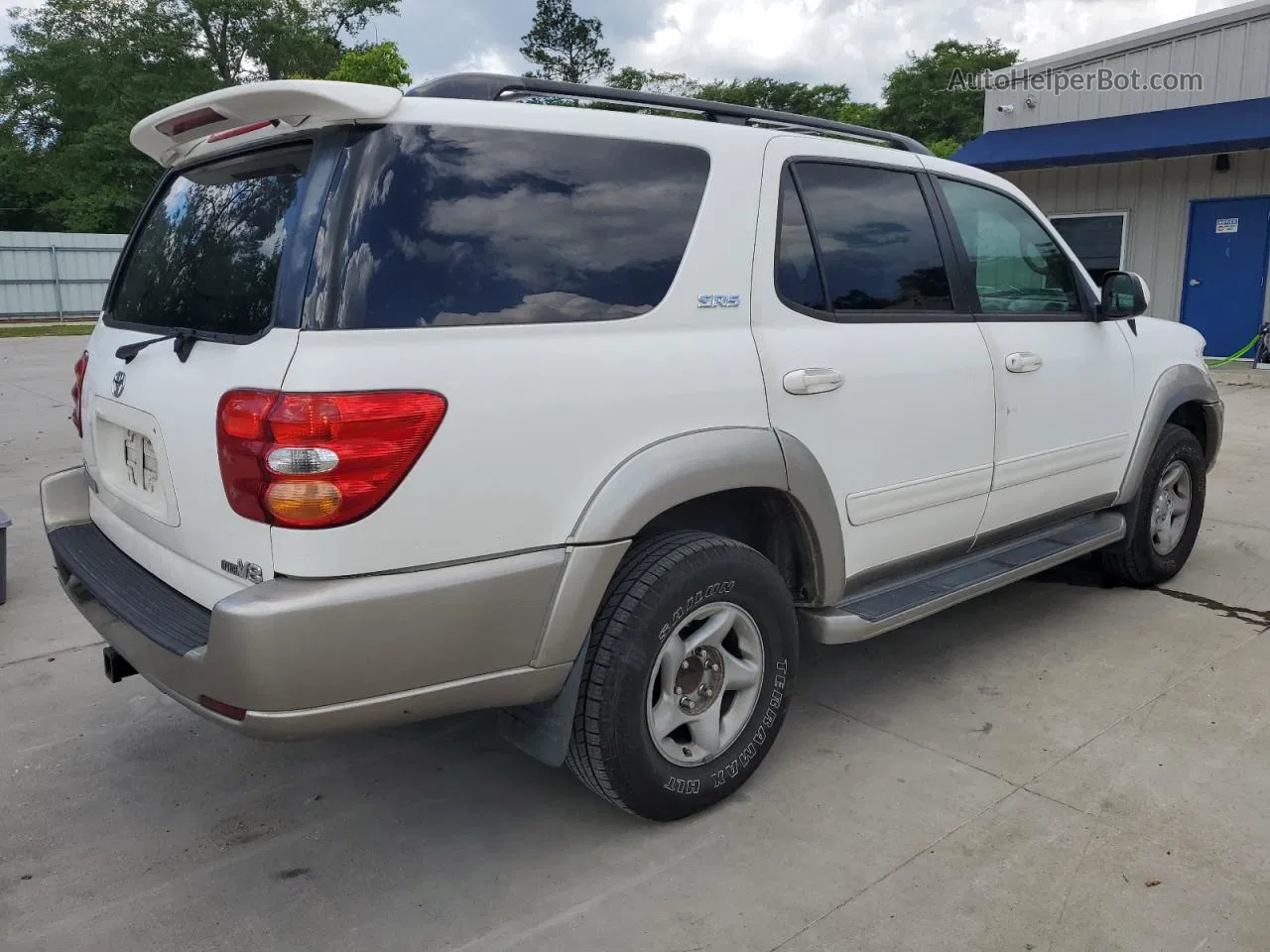 2002 Toyota Sequoia Sr5 White vin: 5TDZT34A02S127849