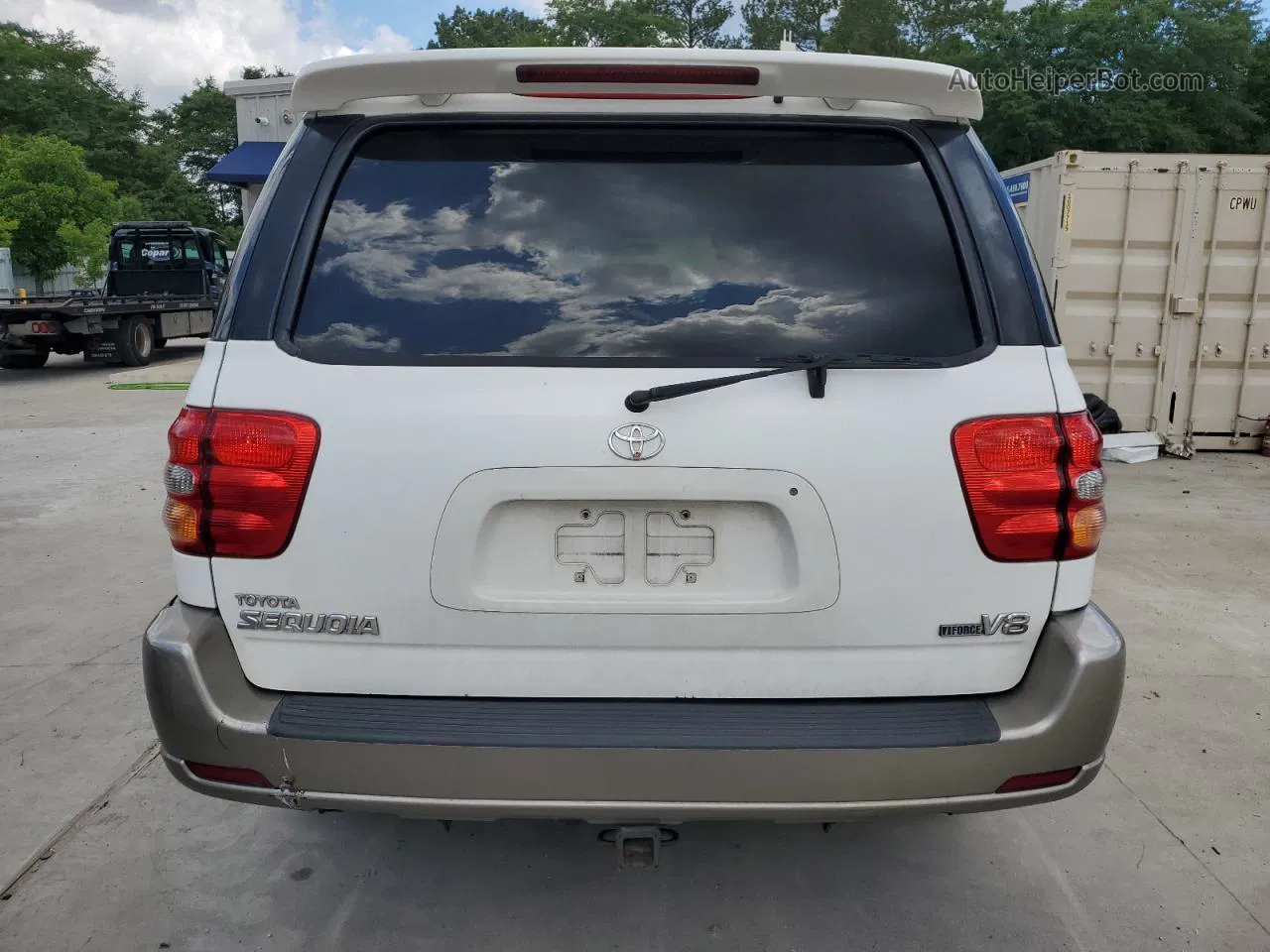 2002 Toyota Sequoia Sr5 White vin: 5TDZT34A02S127849