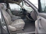 2002 Toyota Sequoia Sr5 Серебряный vin: 5TDZT34A72S089794