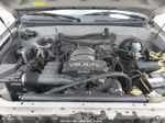 2002 Toyota Sequoia Sr5 V8 Silver vin: 5TDZT34A72S110322