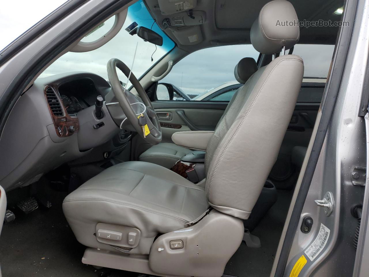 2002 Toyota Sequoia Sr5 Серебряный vin: 5TDZT34AX2S075016