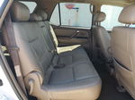 2002 Toyota Sequoia Limited Белый vin: 5TDZT38A62S101802