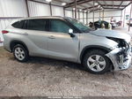 2021 Toyota Highlander Le Серебряный vin: 5TDZZRAH1MS054772