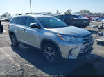 2019 Toyota Highlander Le Plus Silver vin: 5TDZZRFH1KS329322