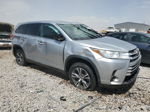 2019 Toyota Highlander Le Серебряный vin: 5TDZZRFH4KS338953