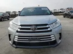 2019 Toyota Highlander Le Silver vin: 5TDZZRFH5KS368687