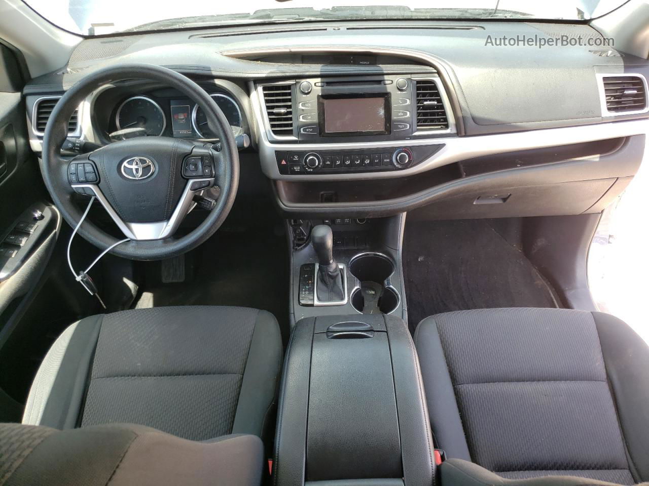 2019 Toyota Highlander Le Синий vin: 5TDZZRFH6KS303170