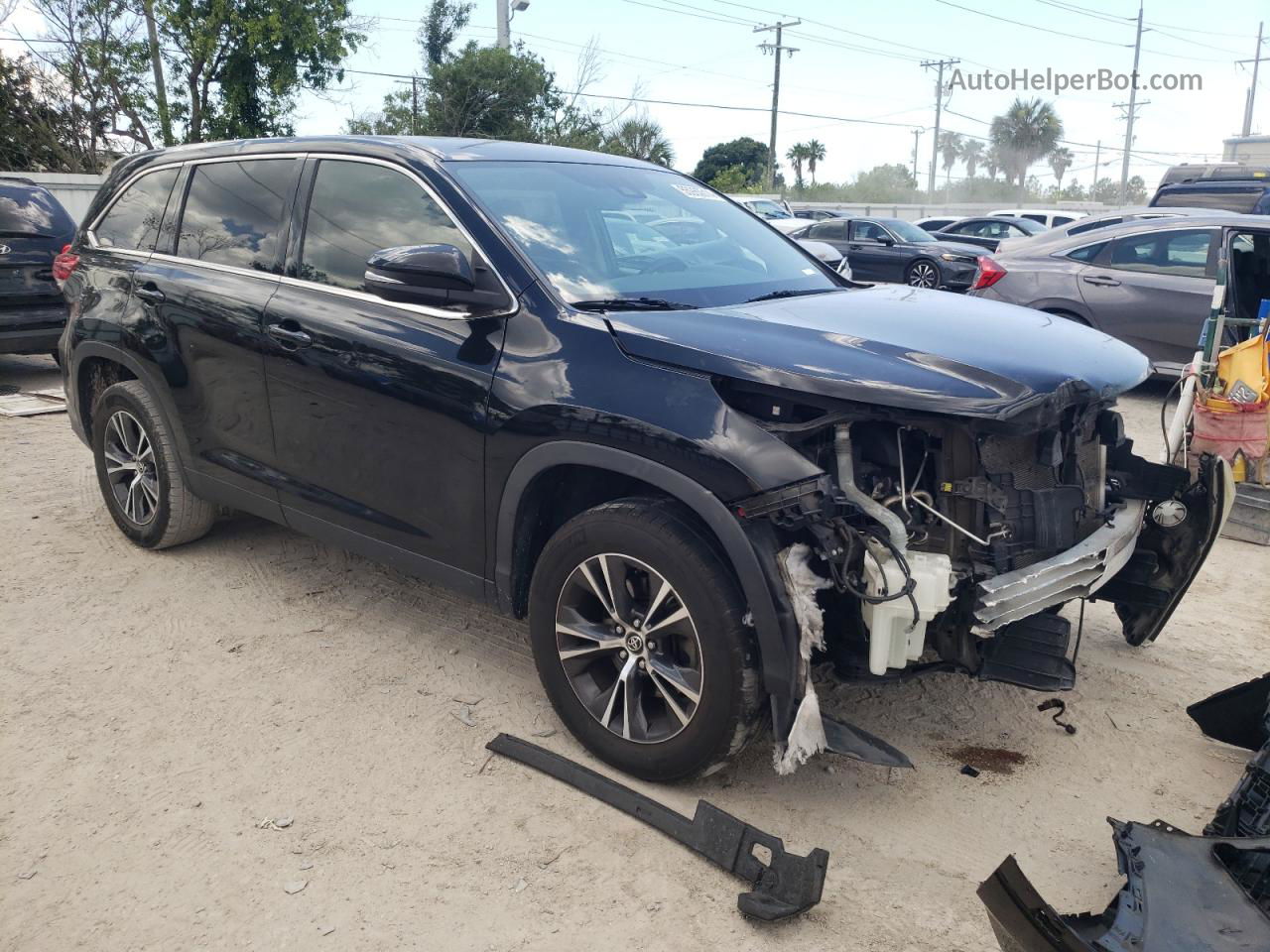 2019 Toyota Highlander Le Черный vin: 5TDZZRFH7KS293216