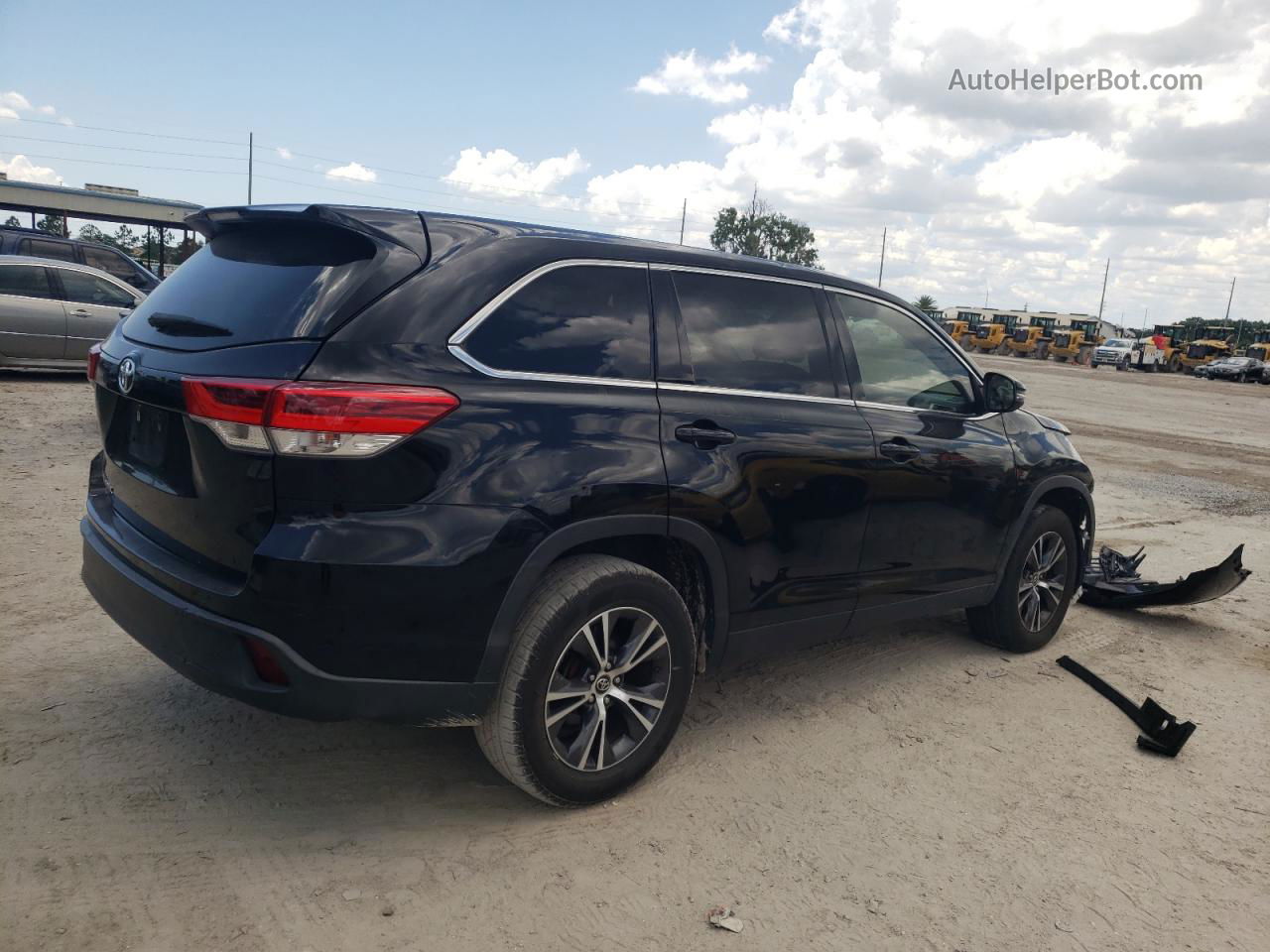 2019 Toyota Highlander Le Черный vin: 5TDZZRFH7KS293216