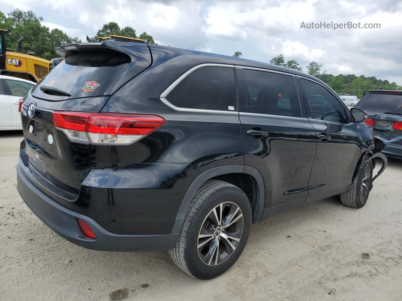 2019 Toyota Highlander Le Black vin: 5TDZZRFH8KS336302