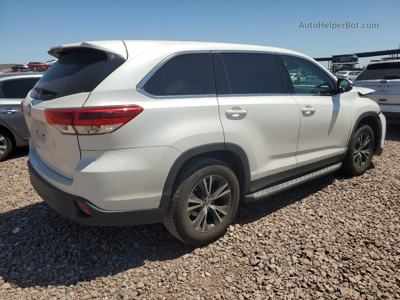 2019 Toyota Highlander Le Белый vin: 5TDZZRFHXKS312731